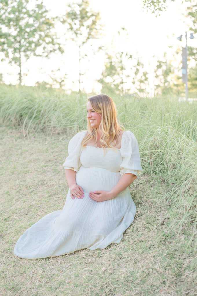 Pregnant mom by Raleigh Maternity Photographer 